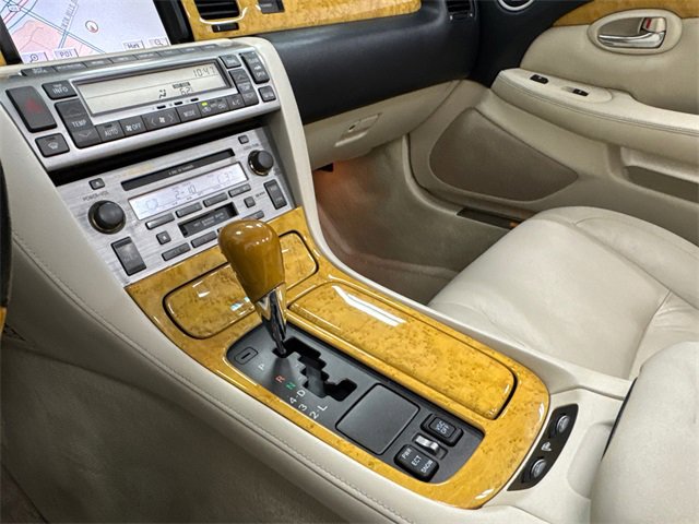 Used 2003 Lexus SC 430 Convertible image 17