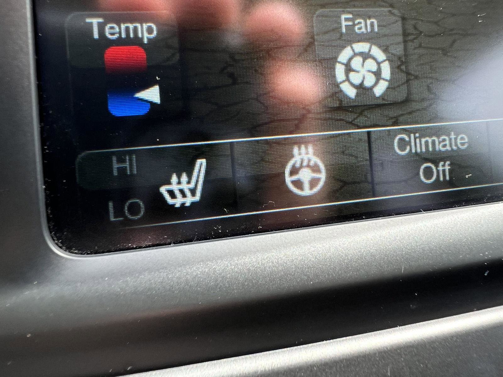 Used 2015 Jeep Cherokee Sport w/ Cold Weather Group FWD image 31