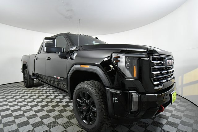 Used 2024 GMC Sierra 2500 AT4 w/ AT4 Premium Plus Package image 8