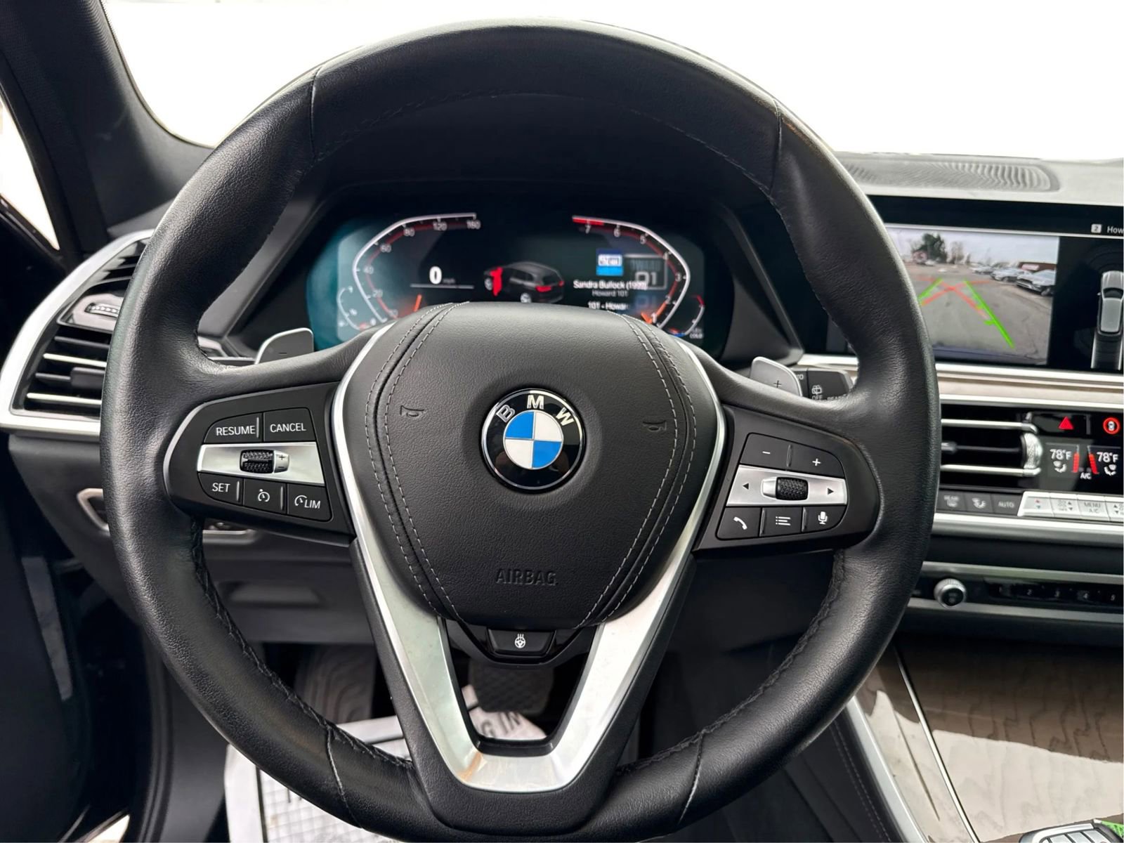 Used 2022 BMW X5 xDrive40i w/ Premium Package AWD/4WD image 16