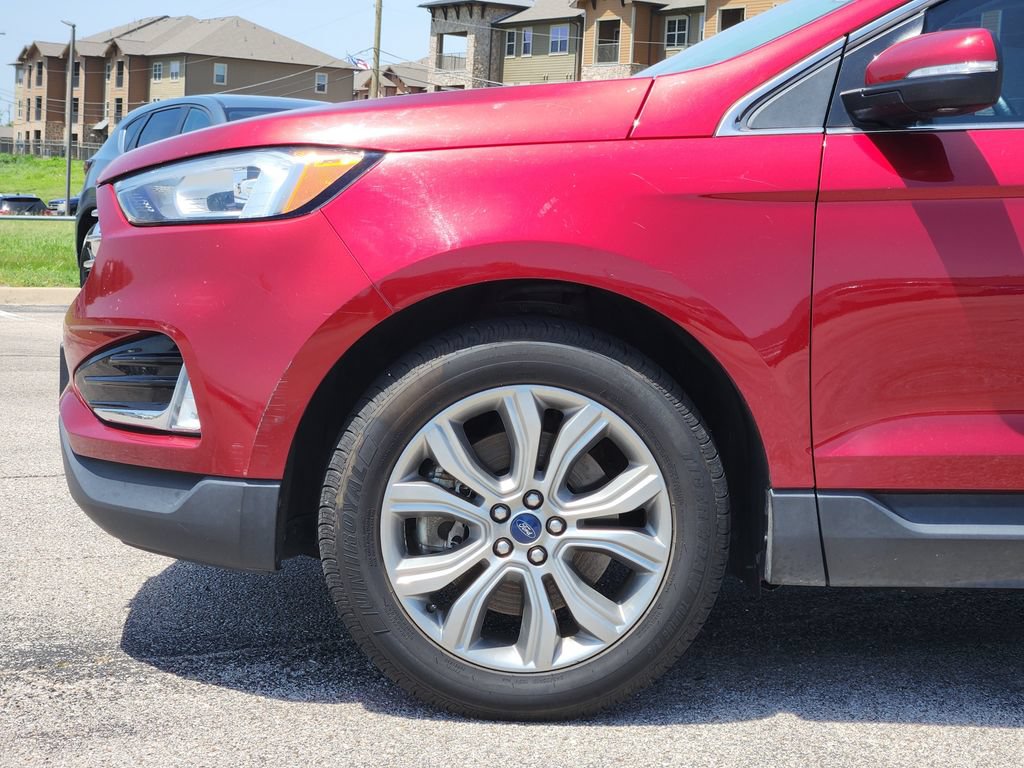 Used 2019 Ford Edge Titanium AWD/4WD image 6