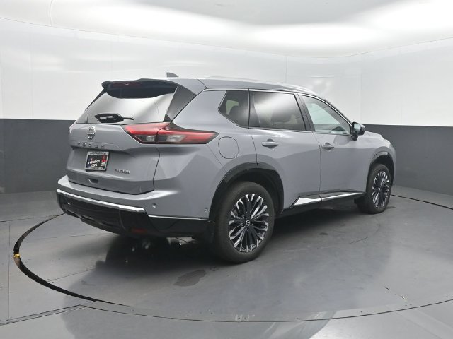 Used 2024 Nissan Rogue Platinum FWD image 26