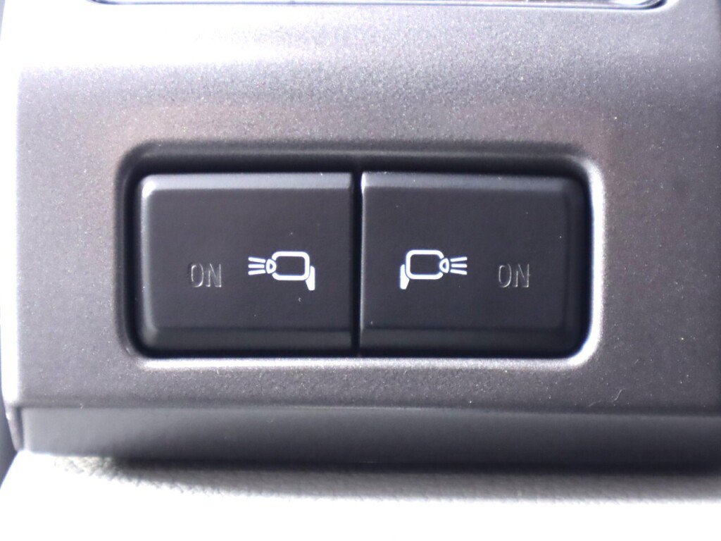 Used 2016 Ford F150 XLT w/ Equipment Group 302A Luxury AWD/4WD image 12