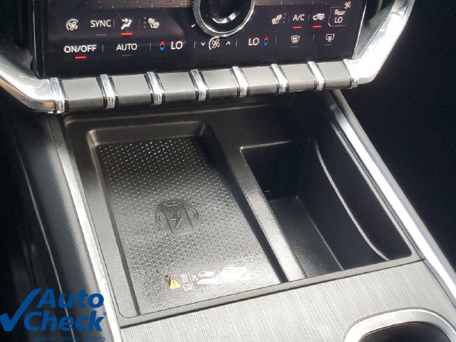 Certified 2024 GMC Acadia Elevation w/ Black Edition FWD image 27