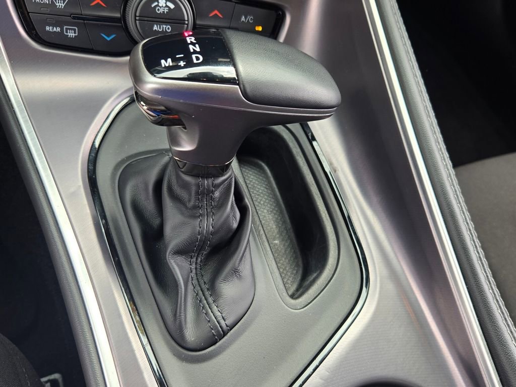 Used 2021 Dodge Challenger SXT image 21