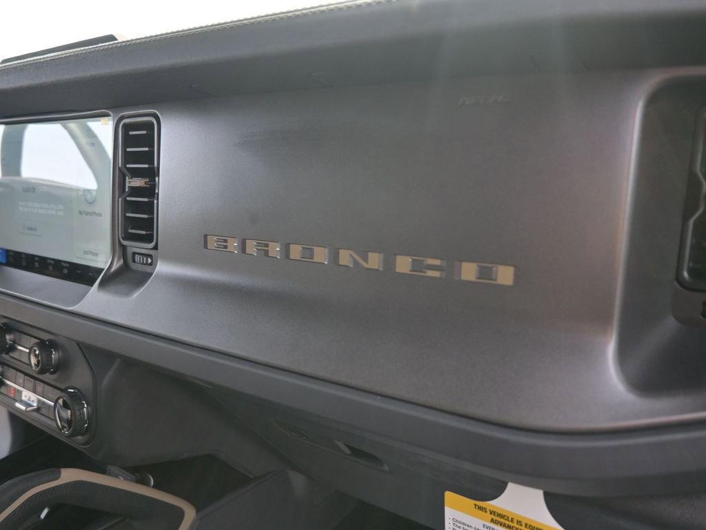 New 2025 Ford Bronco Badlands image 30