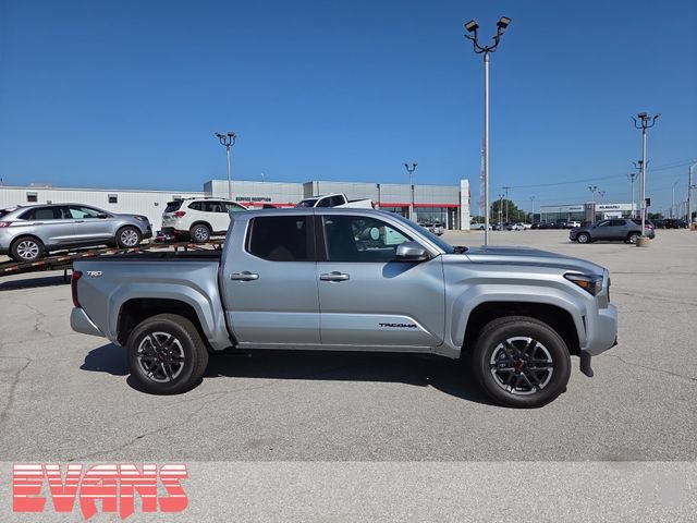 Certified 2026 Toyota Tacoma TRD Sport w/ TRD Sport Upgrade Package AWD/4WD image 2