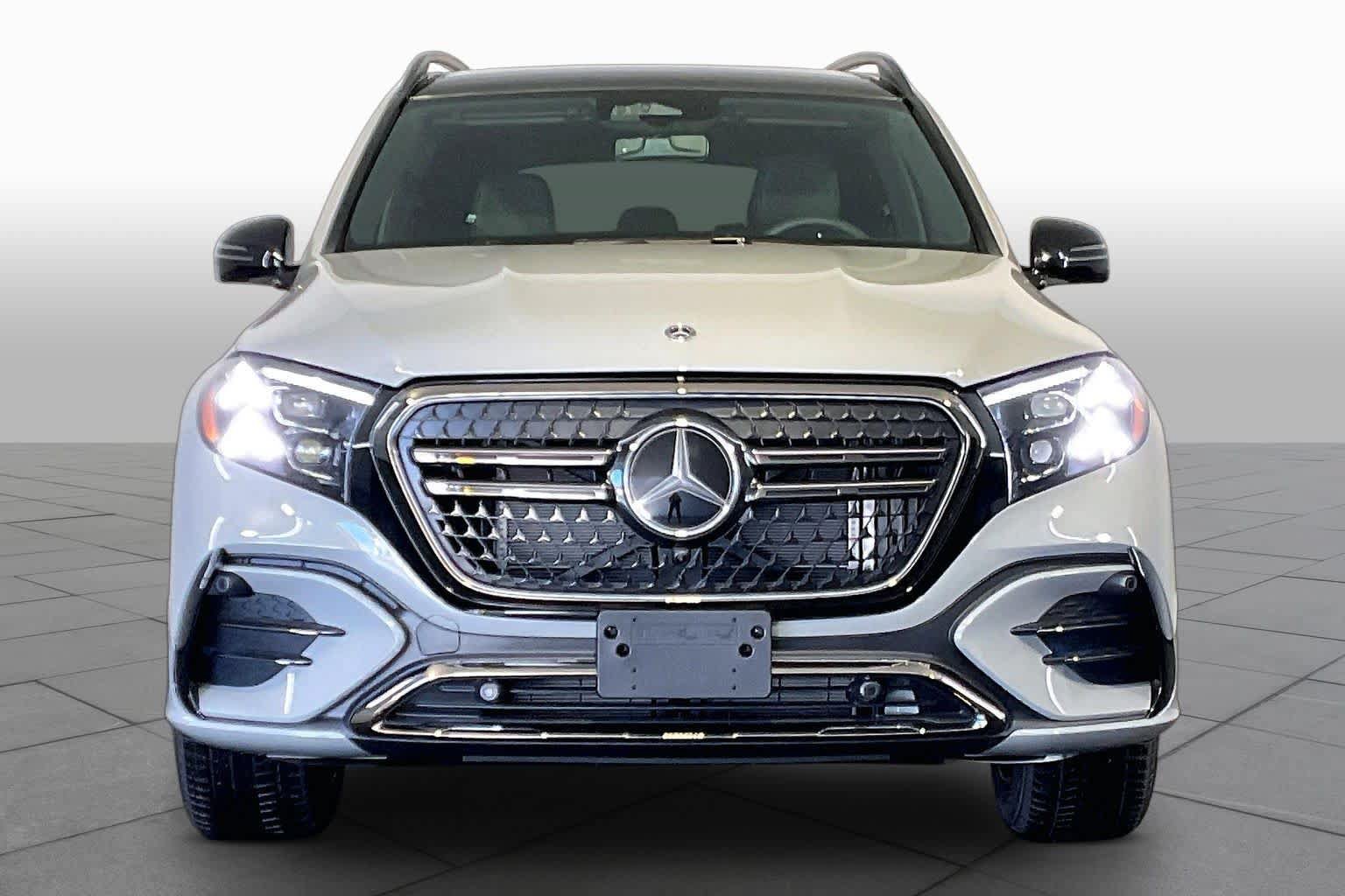 New 2027 Mercedes-Benz GLS 450 4MATIC image 2