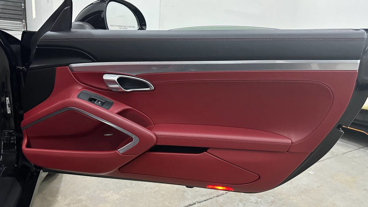 Used 2018 Porsche 911 Carrera image 38
