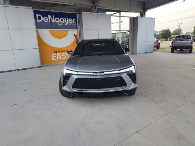 New 2025 Chevrolet Blazer EV RS image 2