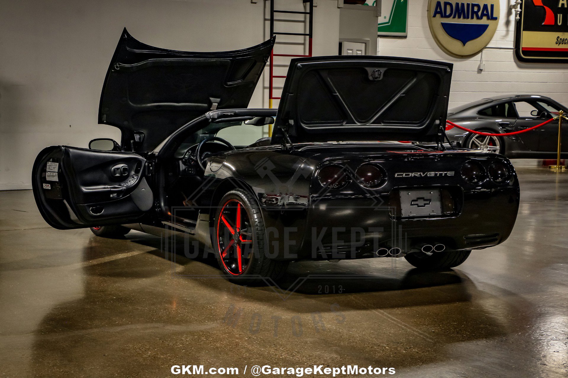 Used 2002 Chevrolet Corvette Convertible w/ Preferred Equipment Group2 image 4