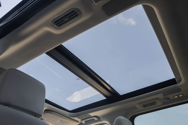 Used 2025 Ford Expedition Max Platinum w/ Driver's Package image 49