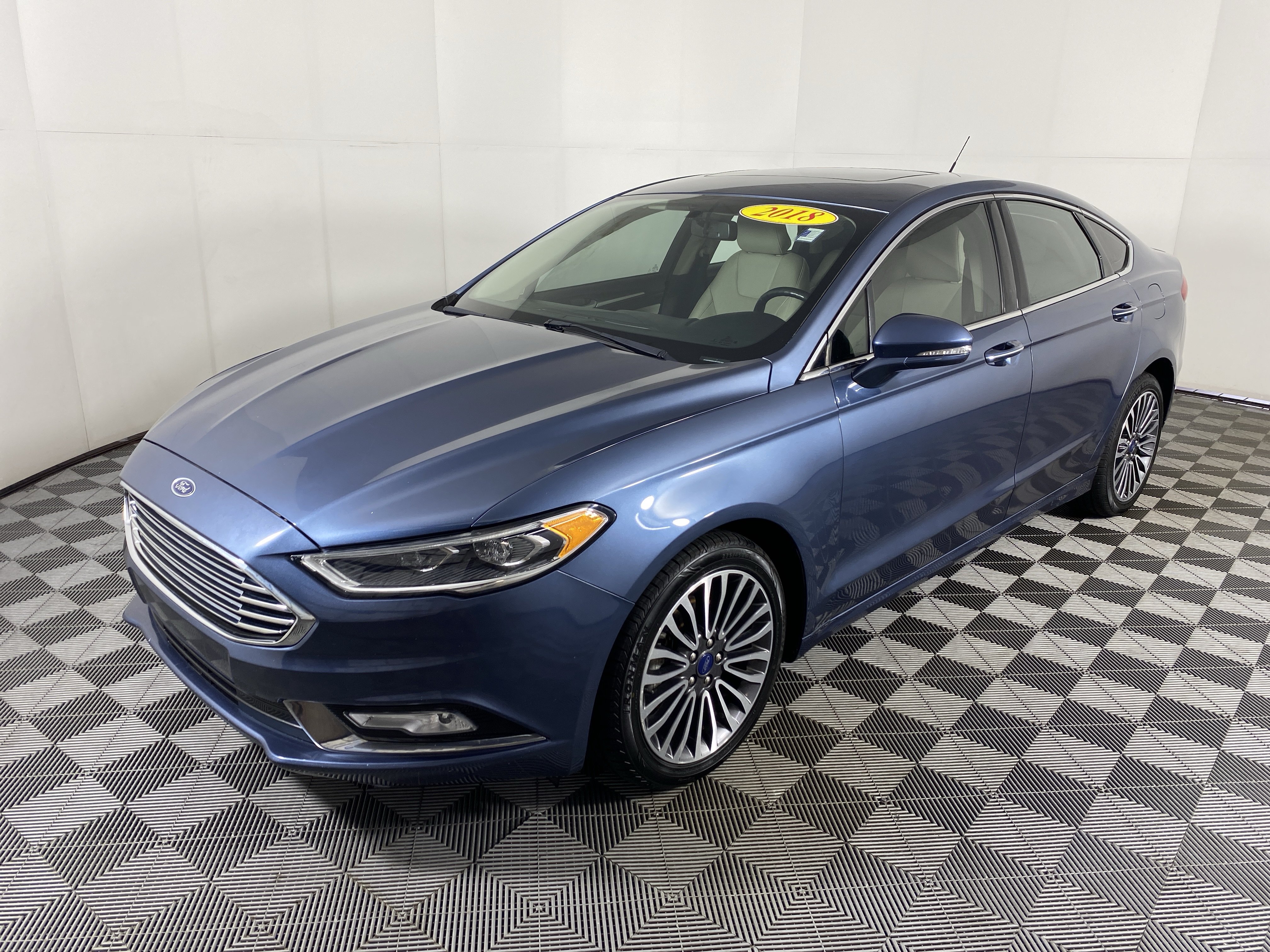 Used 2018 Ford Fusion Titanium AWD/4WD image 12