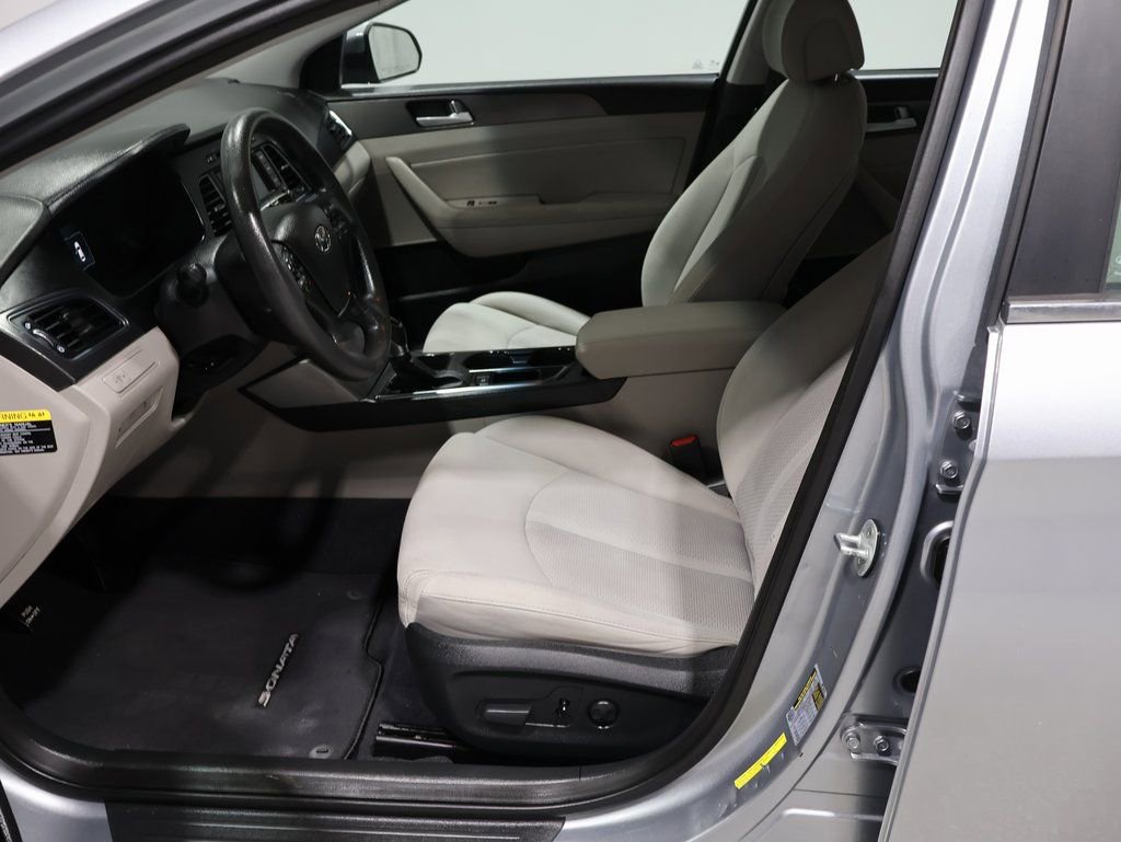 Used 2015 Hyundai Sonata Sport image 4