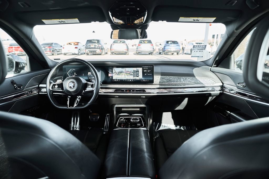 Used 2024 BMW 740i w/ Premium Package RWD image 28