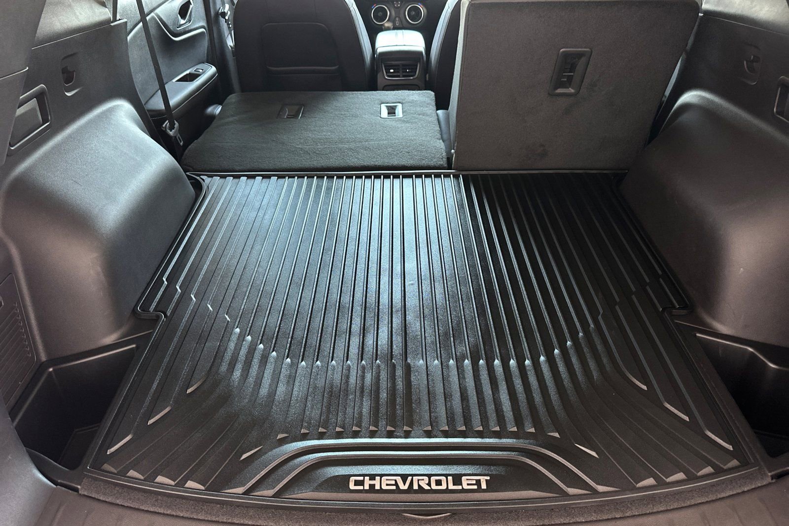 Used 2024 Chevrolet Blazer LT FWD image 14