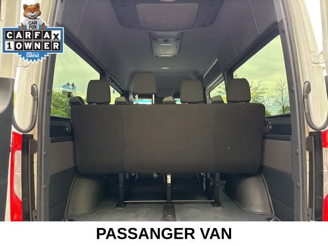 Used 2024 Mercedes-Benz Sprinter 2500 image 39