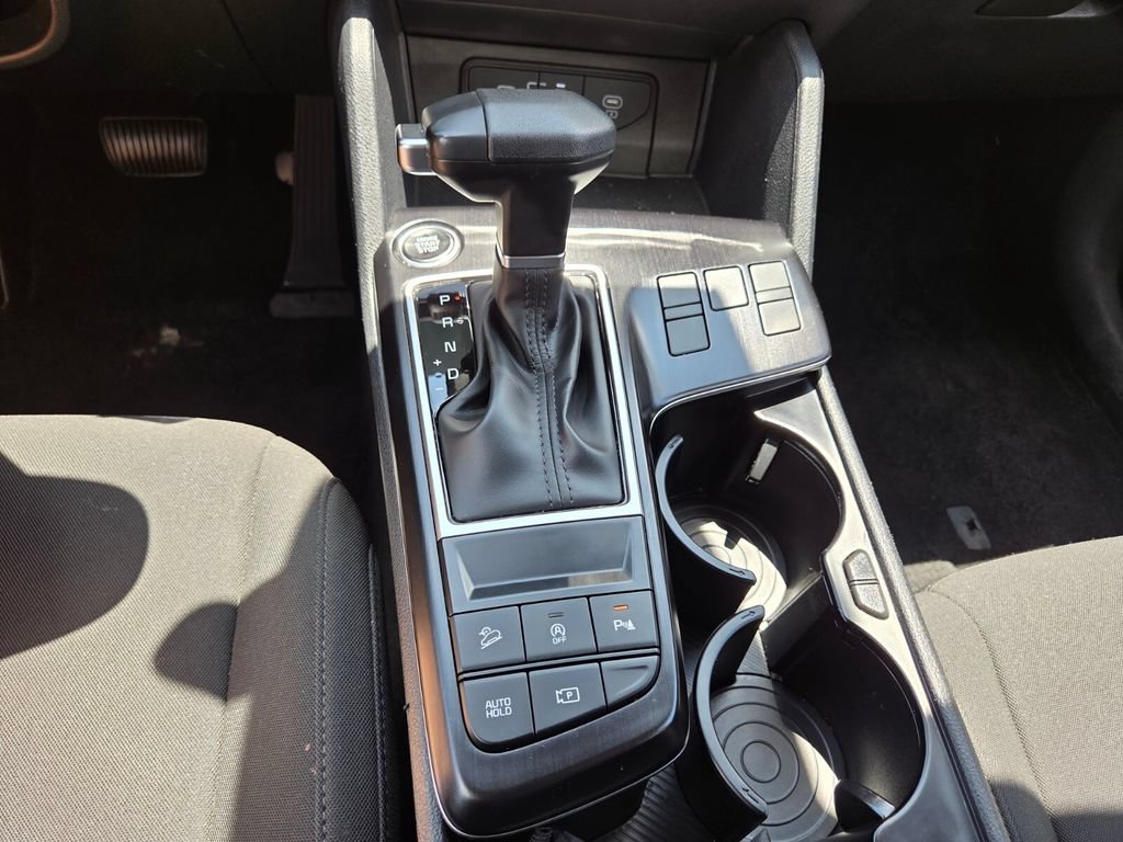 Used 2026 Kia Sportage LX FWD image 18