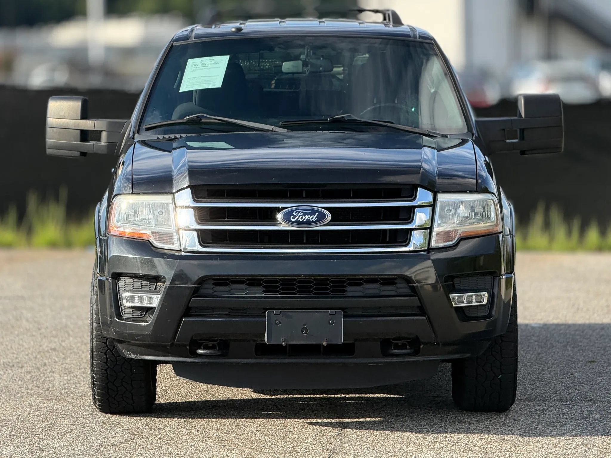 Used 2015 Ford Expedition XLT AWD/4WD image 5