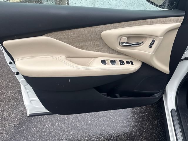 Used 2020 Nissan Murano SL w/ Cargo Package AWD/4WD image 10