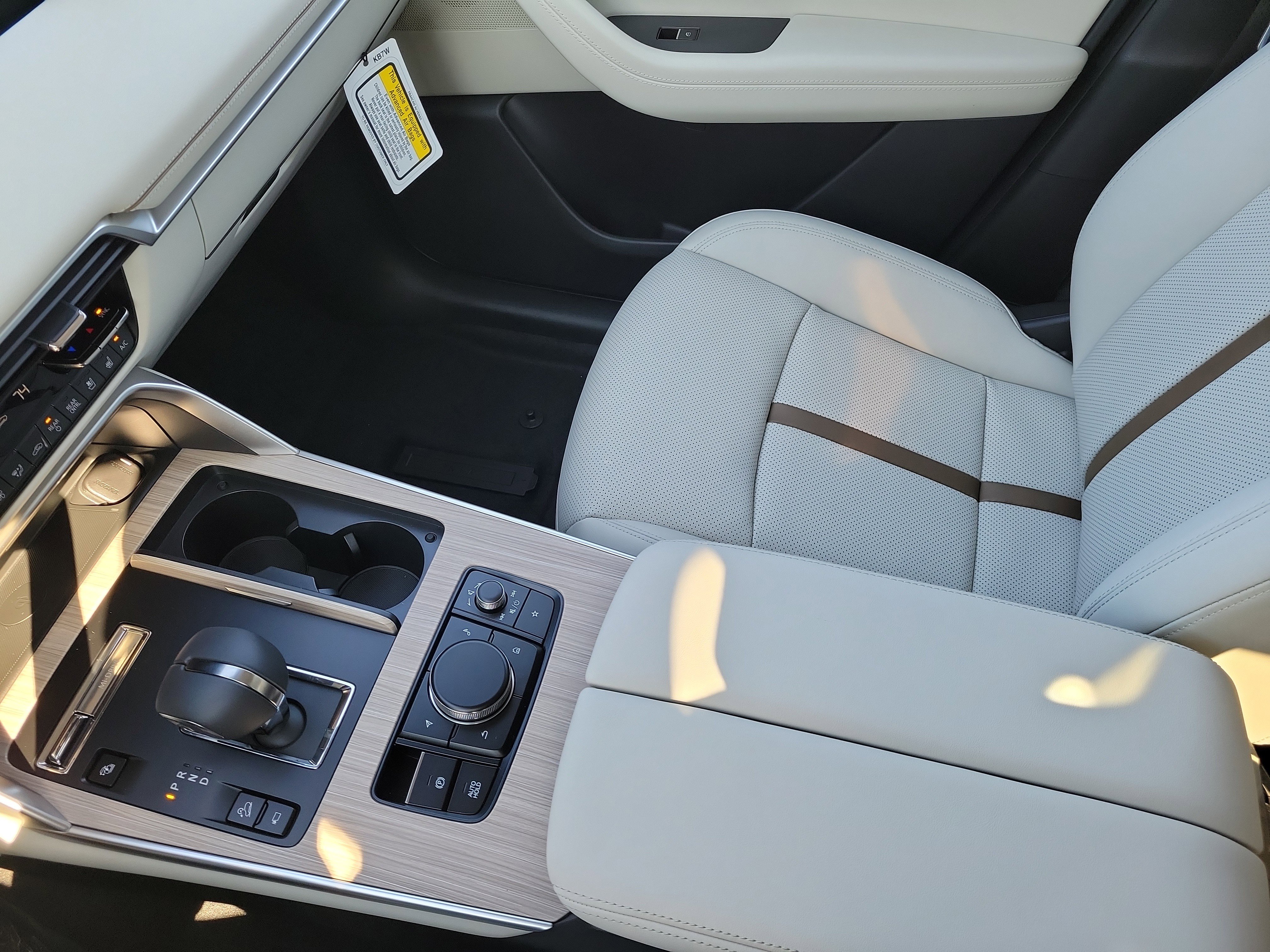 New 2026 MAZDA CX-90 Plug-In Hybrid w/ Premium Plus image 25