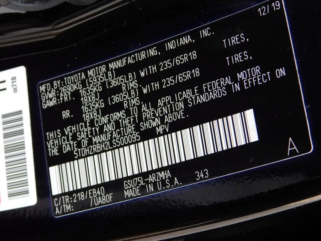 Used 2020 Toyota Highlander XLE image 30