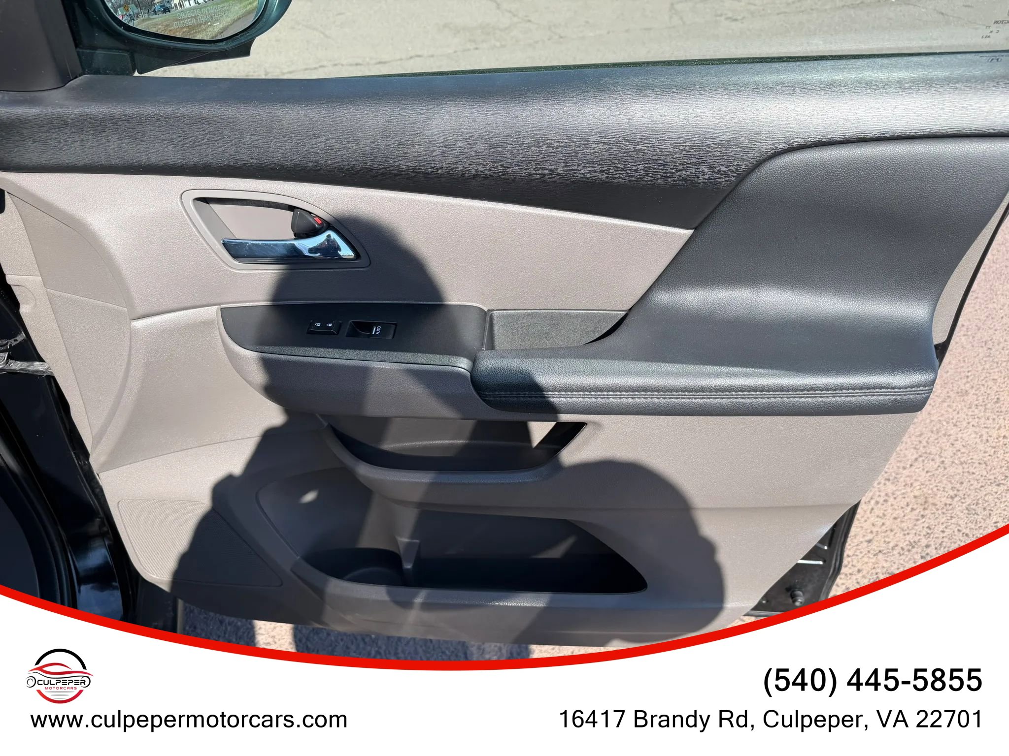 Used 2015 Honda Odyssey EX image 16