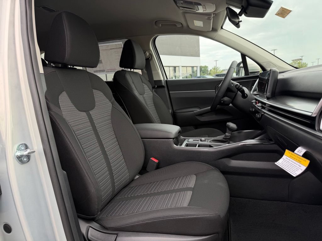New 2026 Kia Sorento LX FWD image 31