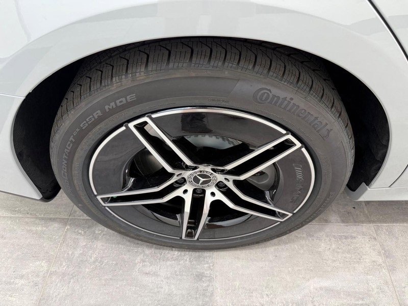 New 2026 Mercedes-Benz E 450 4MATIC Sedan image 3