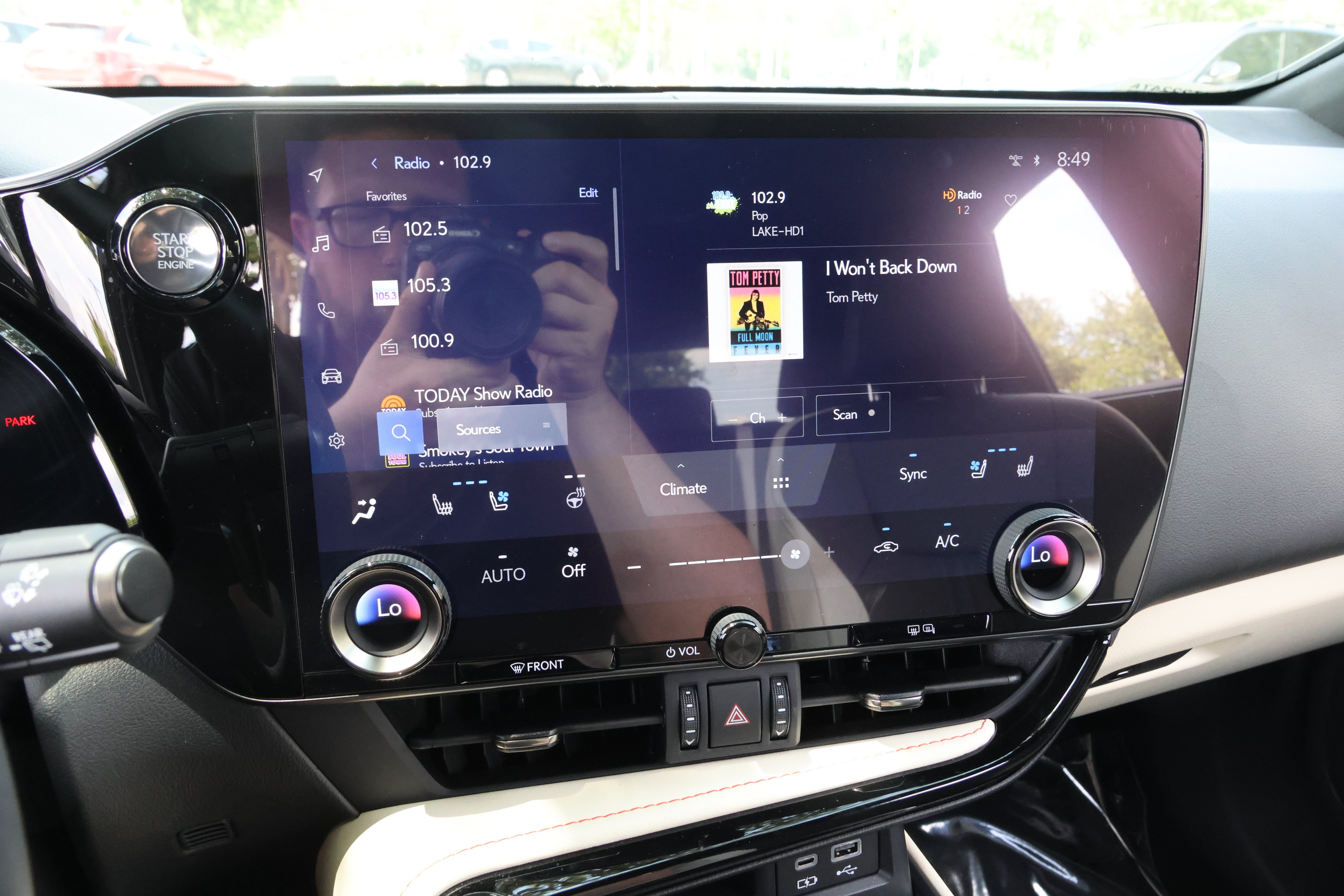 Used 2024 Lexus NX 250 FWD w/ Cold Area Package image 24