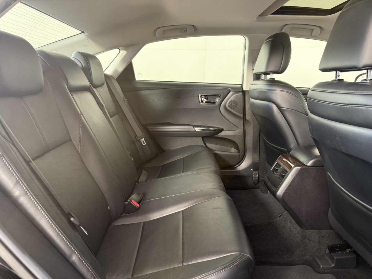 Used 2015 Toyota Avalon XLE Premium FWD image 14