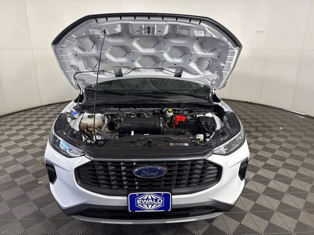 Used 2023 Ford Escape Active image 4