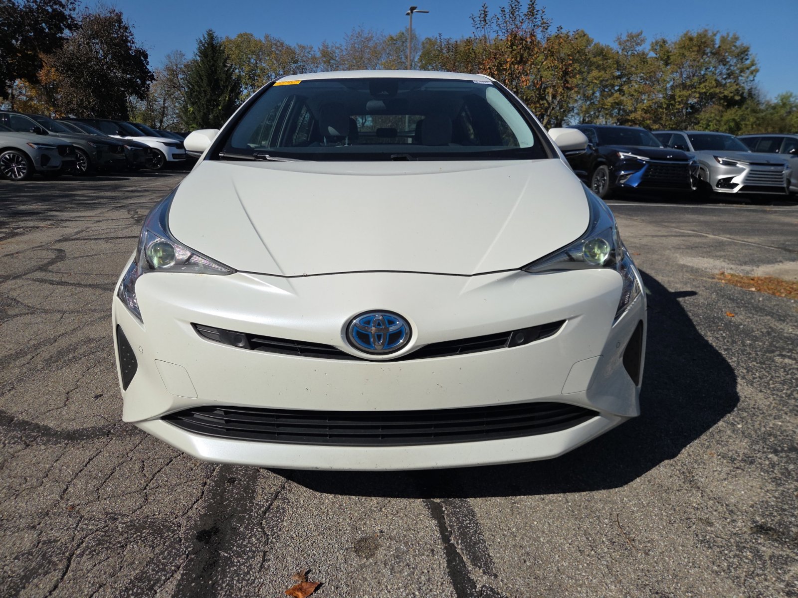 Used 2018 Toyota Prius Two w/ Prius Two Safety Plus Package FWD image 4
