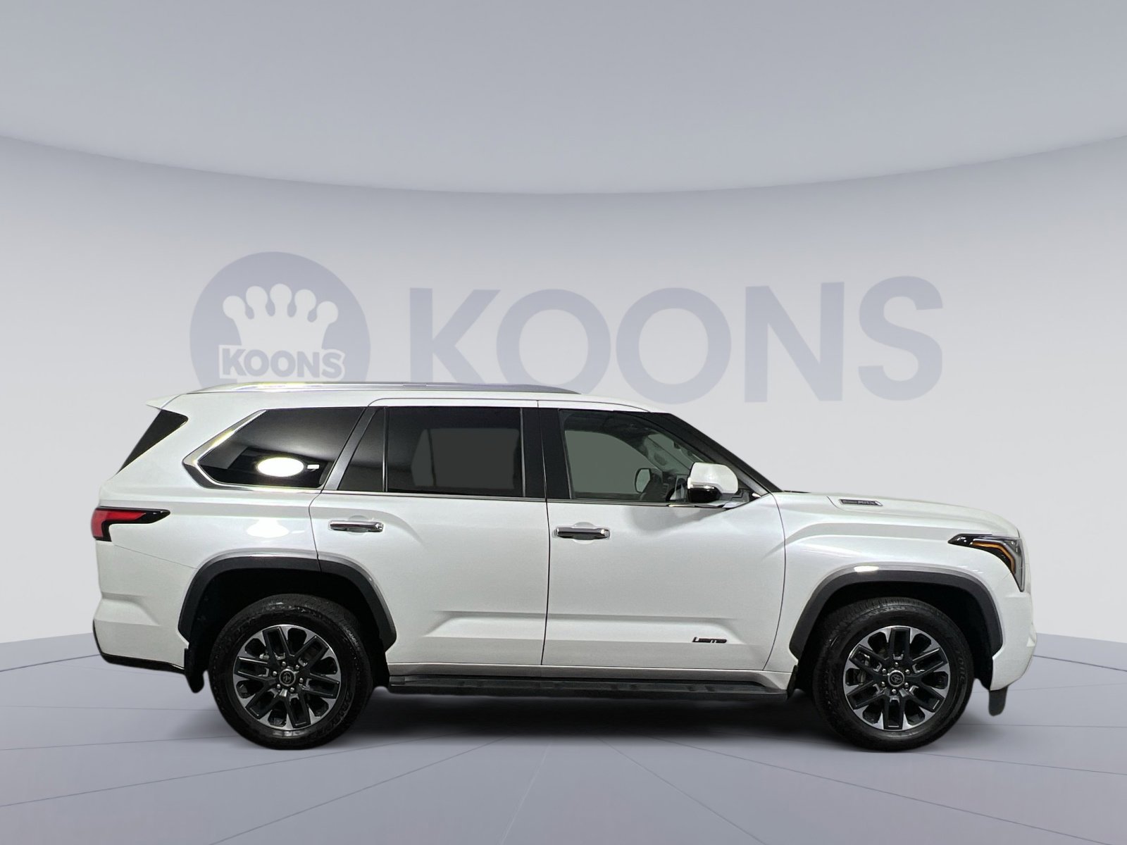 Used 2024 Toyota Sequoia Limited image 8