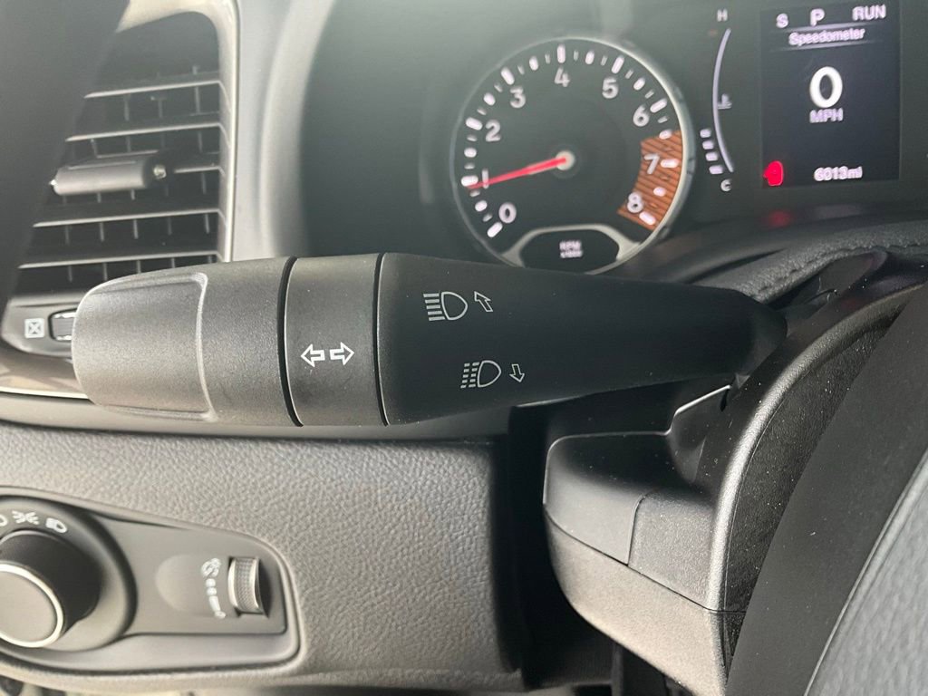 Used 2023 Jeep Renegade Latitude image 27