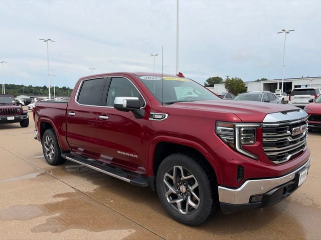 Used 2022 GMC Sierra 1500 SLT w/ SLT Premium Plus Package