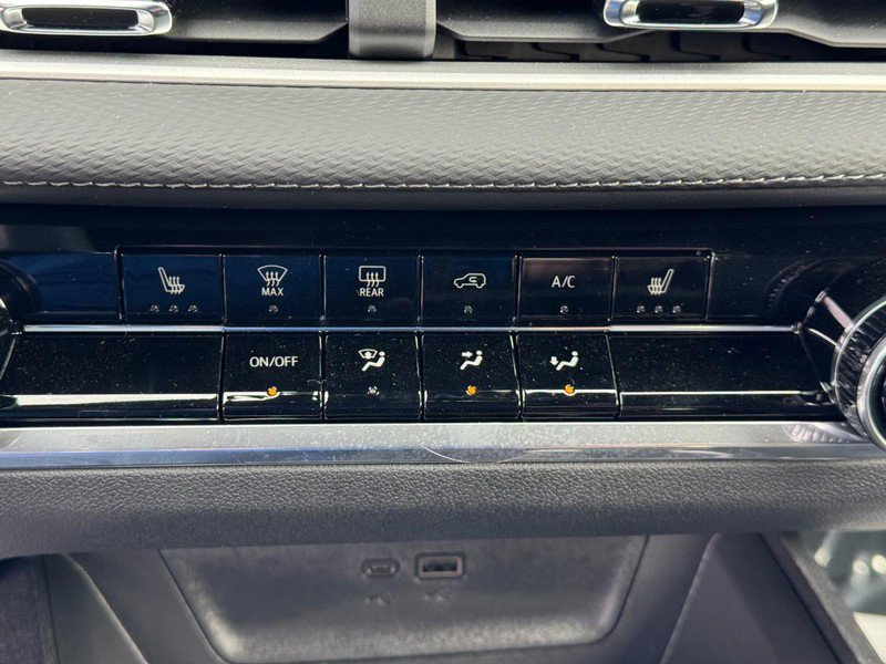 Used 2025 Chevrolet Equinox LT image 22