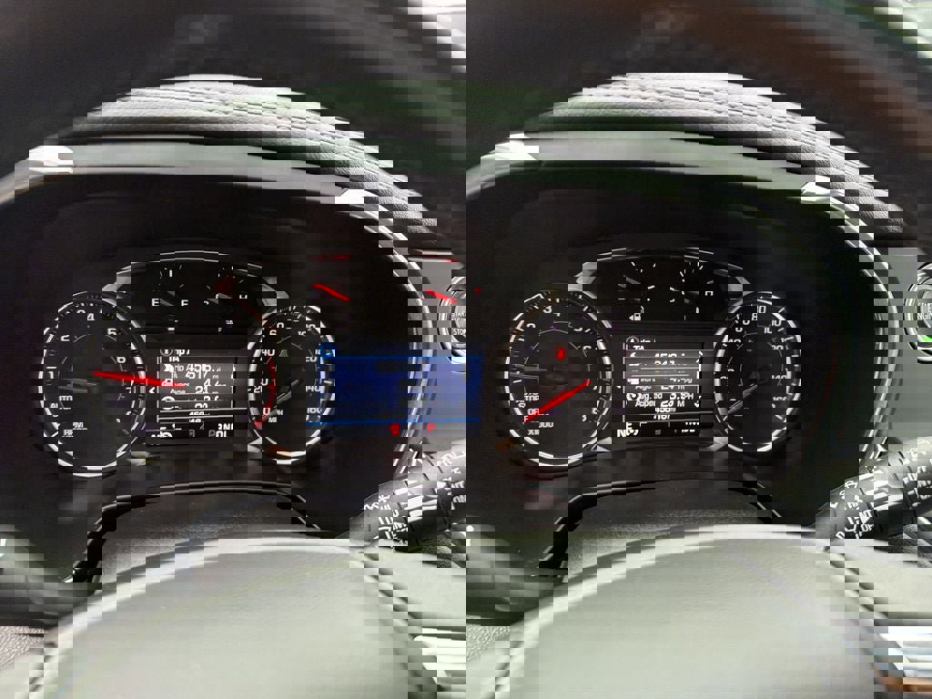 Used 2022 Chevrolet Blazer LT image 18