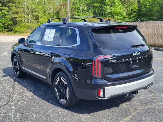 Used 2024 Kia Telluride EX w/ EX Captain's Chair Package image 6