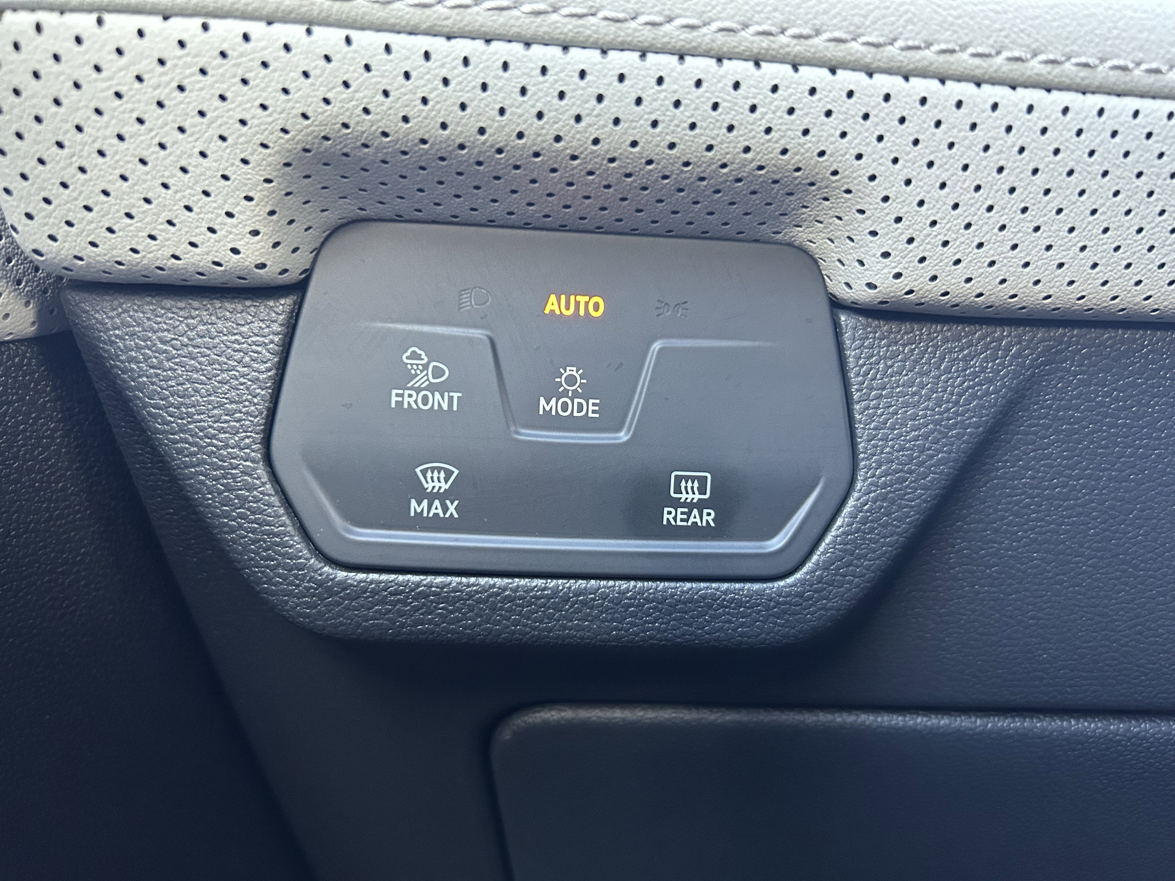 Certified 2025 Volkswagen Atlas Cross Sport SEL Premium R-Line image 14