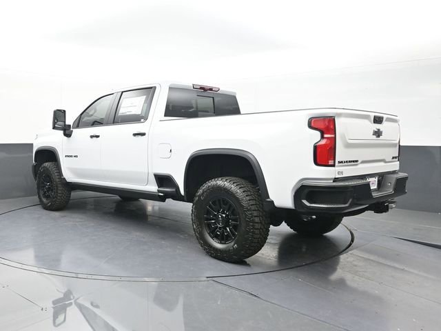 New 2026 Chevrolet Silverado 2500 ZR2 w/ LPO, Dark Essentials Package AWD/4WD image 7