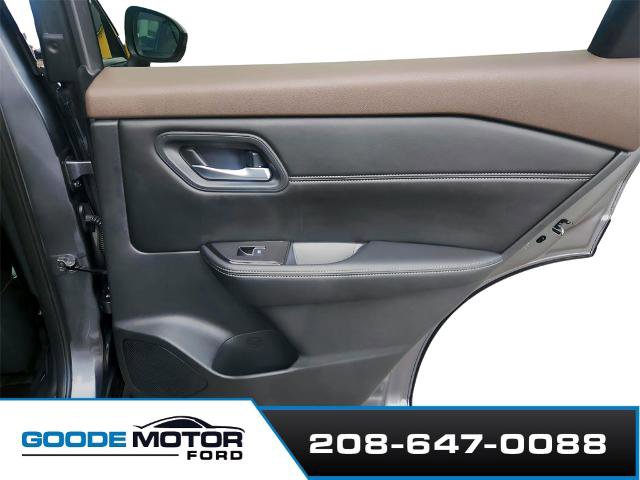 Used 2023 Nissan Rogue SL image 28