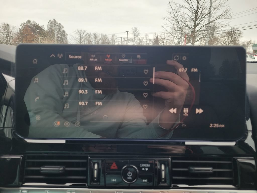 New 2026 Nissan Pathfinder Platinum AWD/4WD image 25