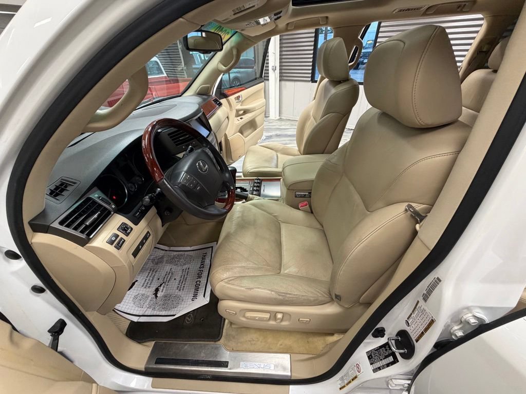 Used 2010 Lexus LX 570 4WD image 65