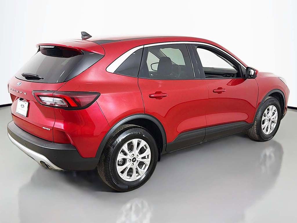 Used 2023 Ford Escape Active w/ Tech Pack #2 image 13