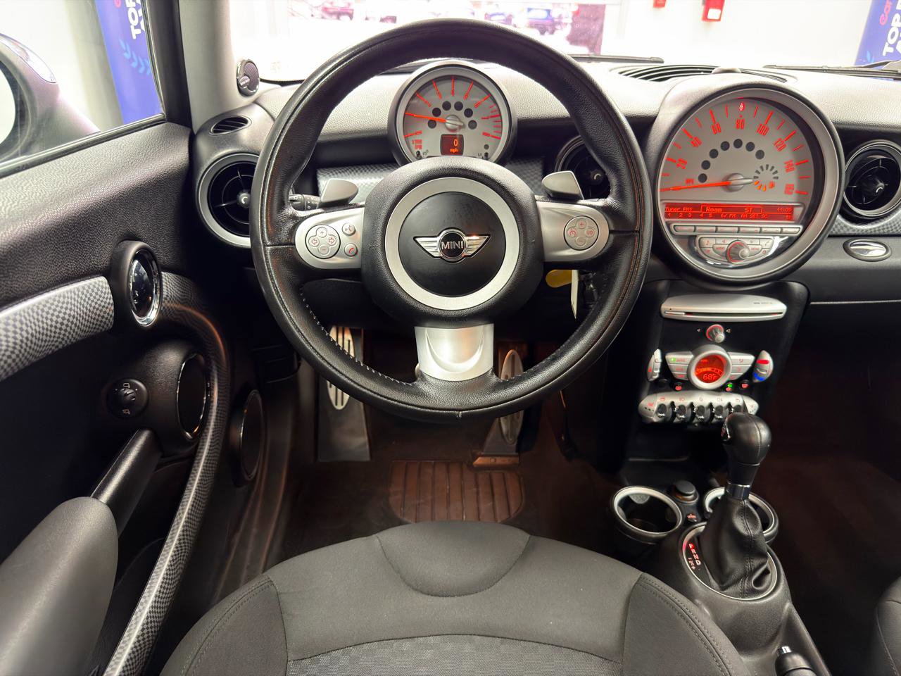 Used 2010 MINI Cooper S image 28