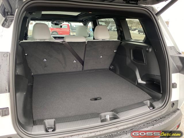 New 2026 Jeep Cherokee Overland image 9