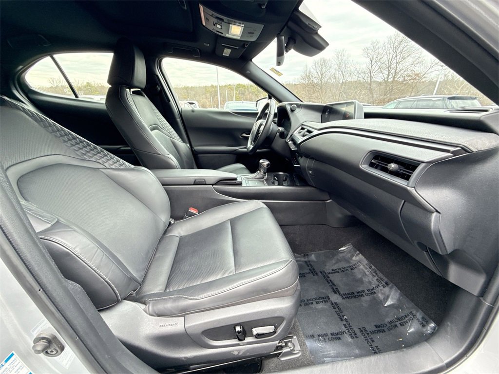 Used 2020 Lexus UX 250h 250h Base w/ Premium Package image 25