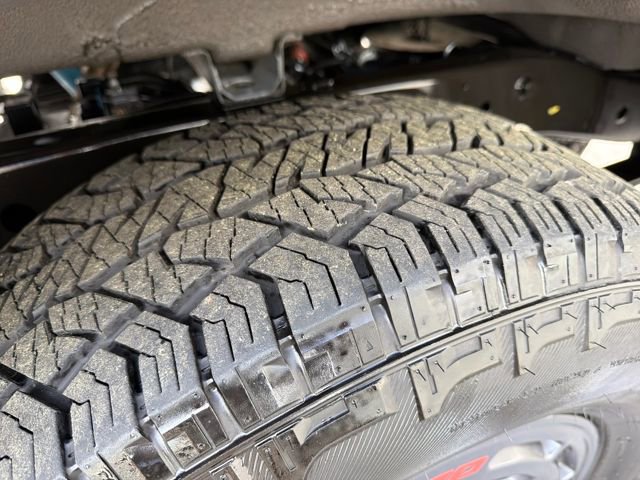 Used 2025 Nissan Frontier PRO-4X w/ Pro Premium Package image 29