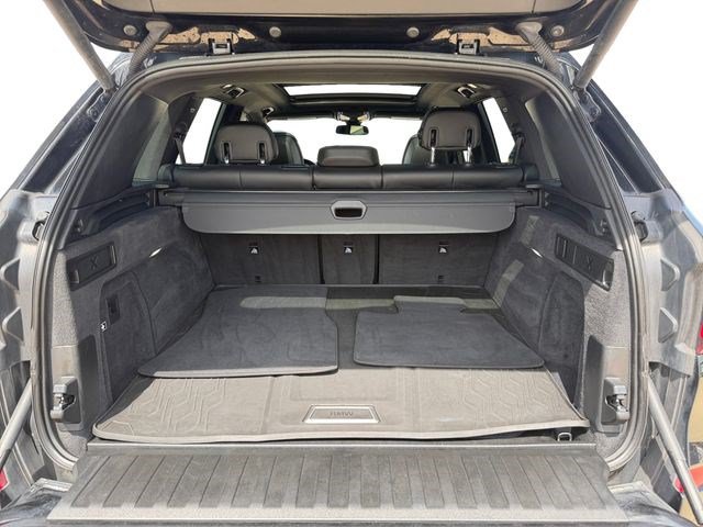 Used 2023 BMW X5 M50i w/ Parking Assistance Package AWD/4WD image 18